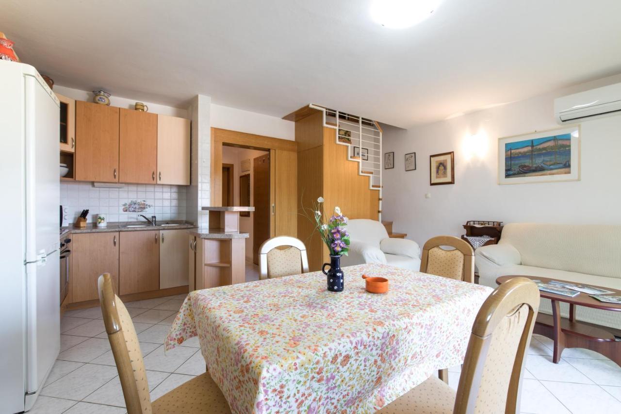 Apartment Glorija With Balcony Baška Esterno foto